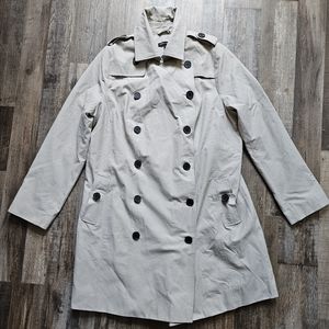 Universal Standard Derjon 1.0 Trench Coat